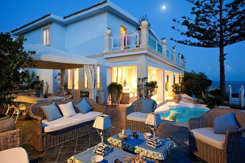 Villa Antares in Sicily for Rent | Syracuse